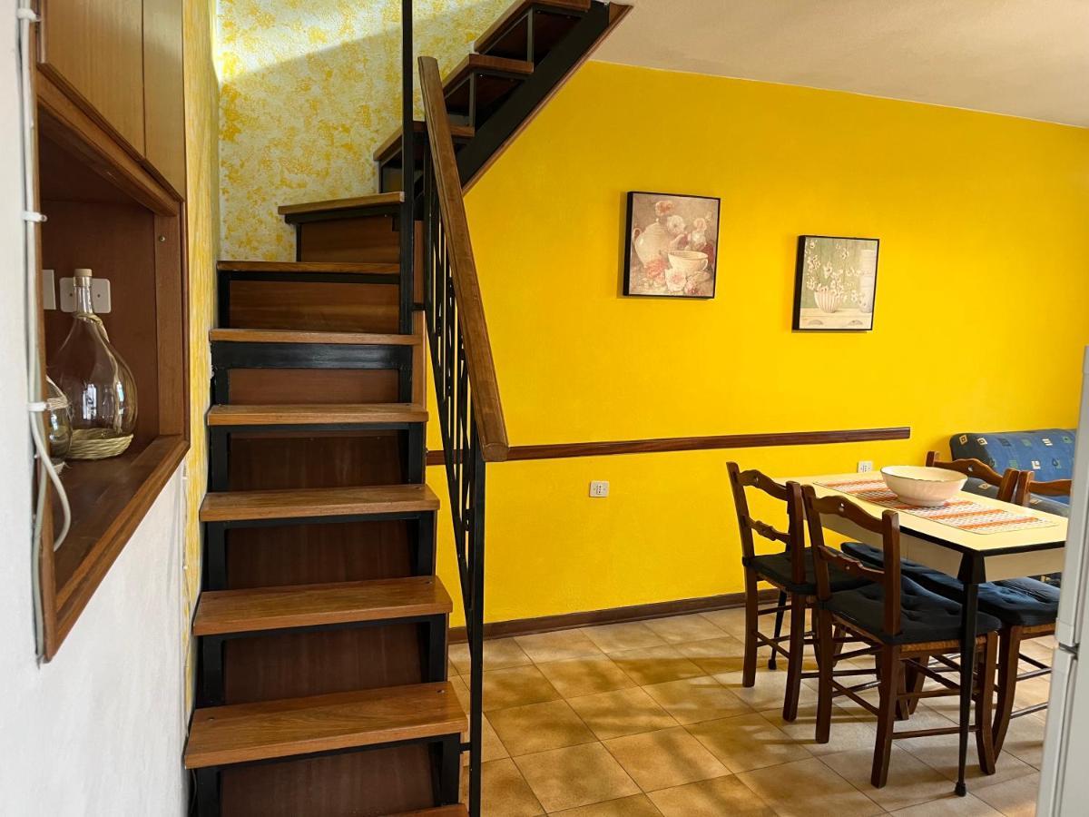 Little Flower Apartment Corfino Zewnętrze zdjęcie