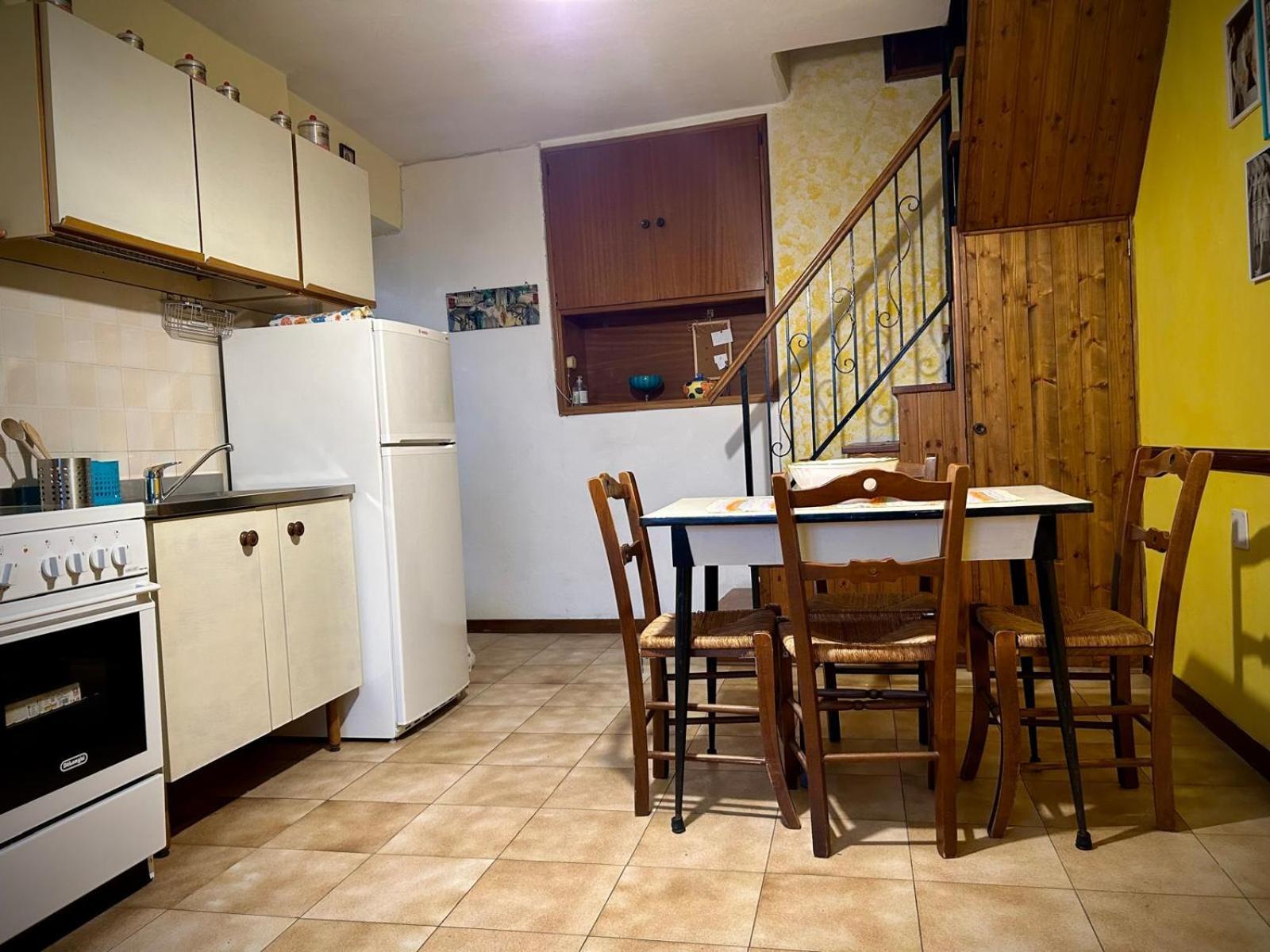 Little Flower Apartment Corfino Zewnętrze zdjęcie